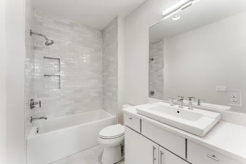 $1,715,000 | 6114 Hill Cir Drive, Nashville, TN 37209