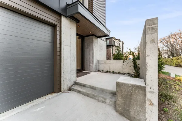 $1,725,000 | 6114 Hill Cir Drive, Nashville, TN 37209