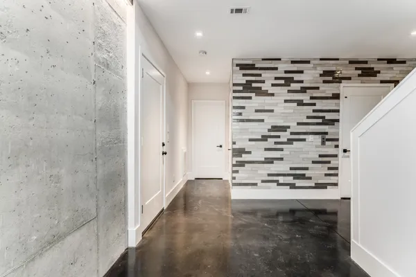 $1,725,000 | 6114 Hill Cir Drive, Nashville, TN 37209