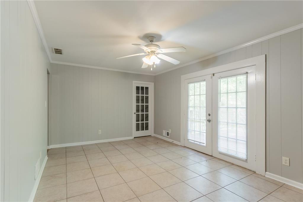 4078 Bouldercrest Road Ellenwood, GA 30294 - Photo 13 of 33