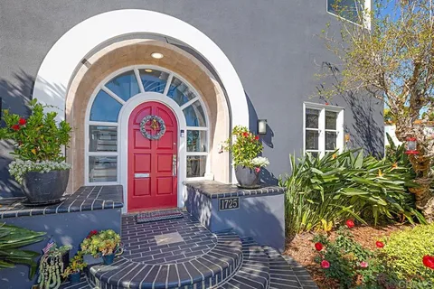 $4,200,000 | 1725 Monterey Avenue, Coronado, CA 92118