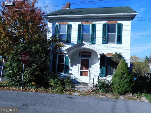 $129,900 | 100 North Fifth Street, Mifflintown, PA 17059