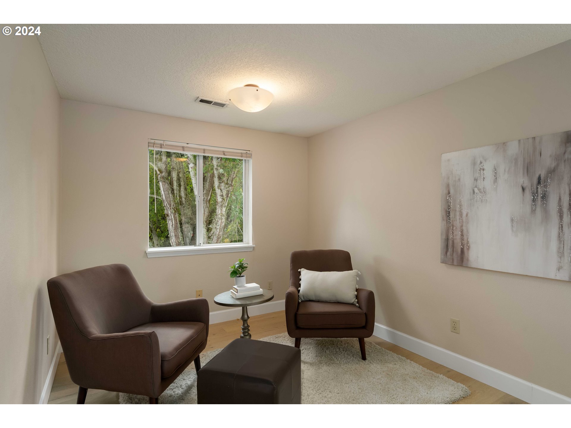 13340 Southwest Hanson Road Beaverton, OR 97008 - Photo 17 of 31 Gallery Image 17