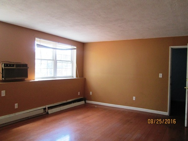 243 Boston Post Road East, Unit 4 Marlborough, MA 01752 - Photo 3 of 16 Gallery Image 3