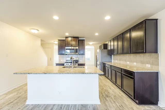 $2,050 | 13414 Bristle Stalk, San Antonio, TX 78254