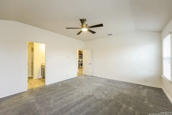$1,900 | 13414 Bristle Stalk, San Antonio, TX 78254