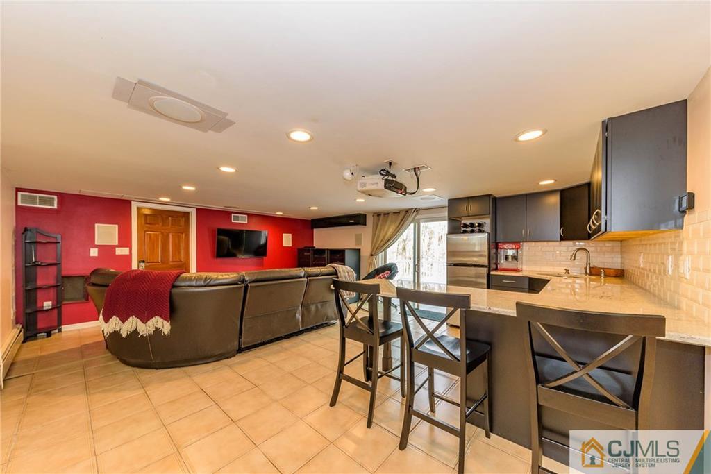 82 Jacobs Road Rockaway, NJ 07866 - Photo 5 of 25 a view of a dining room with furniture