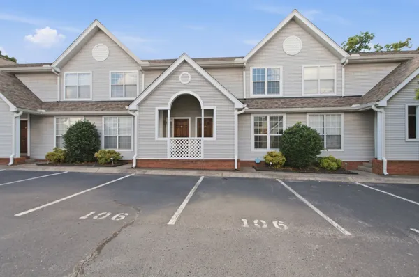$369,000 | 106 Sylvan Glen Court, Nashville, TN 37209
