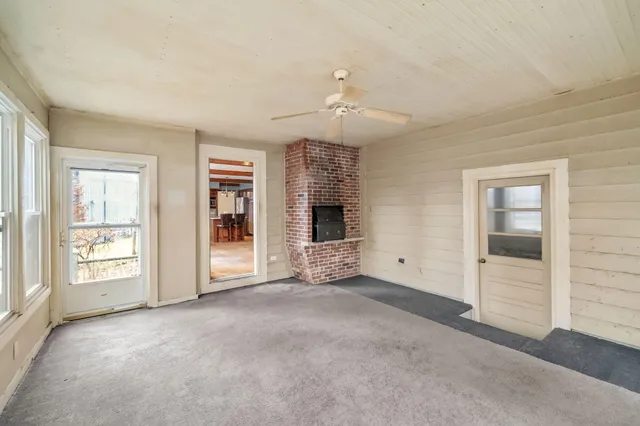 $349,500 | 4203 Oak Grove Drive, Valparaiso, IN 46383