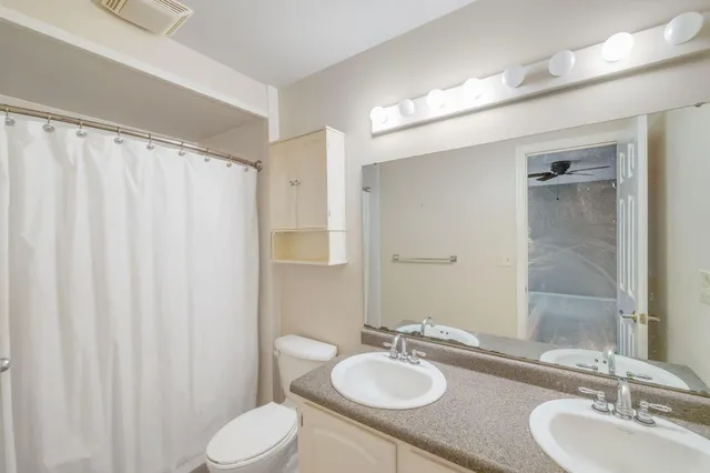 $349,500 | 4203 Oak Grove Drive, Valparaiso, IN 46383