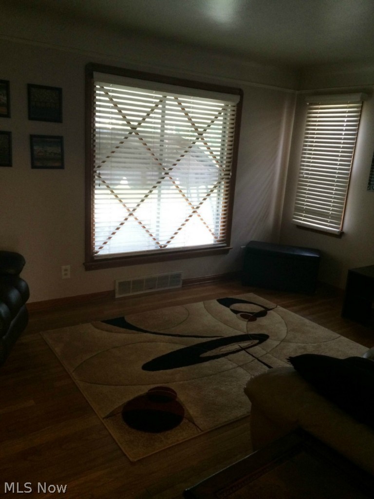4324 Fulton Road Cleveland, OH 44144 - Photo 5 of 14 Gallery Image 5