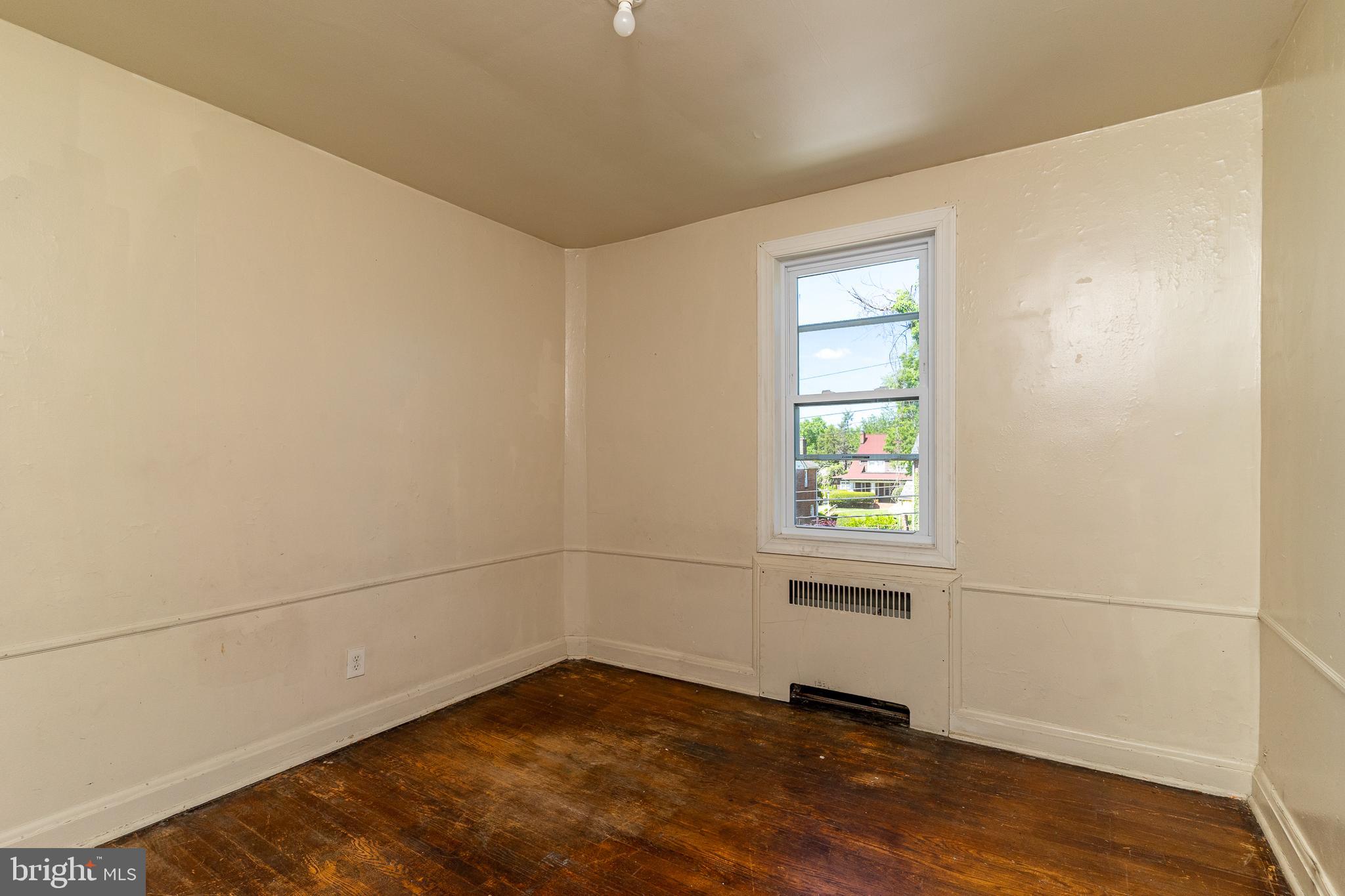 3526 White Chapel Road Baltimore, MD 21215 - Photo 17 of 30 Bedroom 3