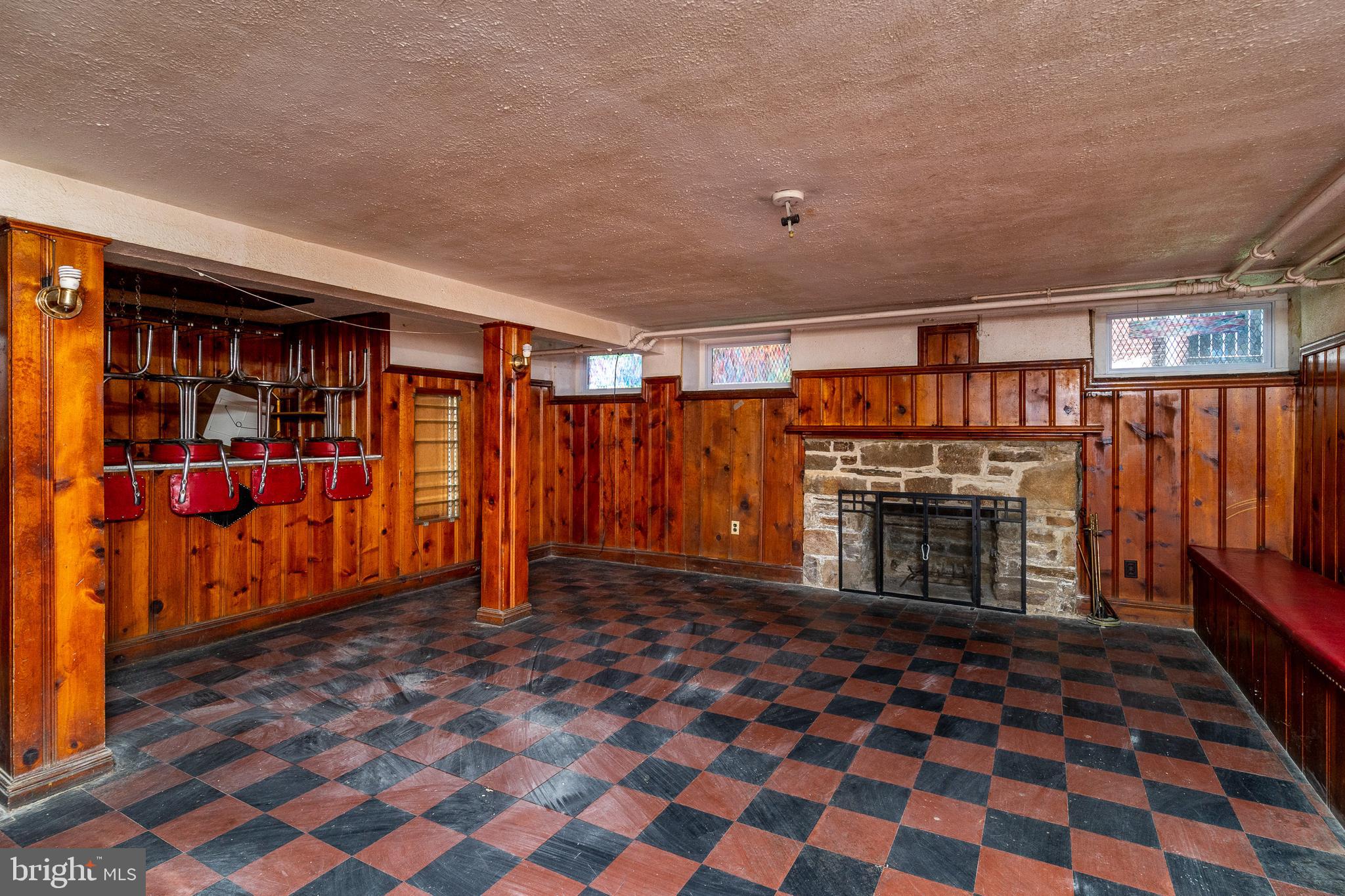 3526 White Chapel Road Baltimore, MD 21215 - Photo 20 of 30 Family Room