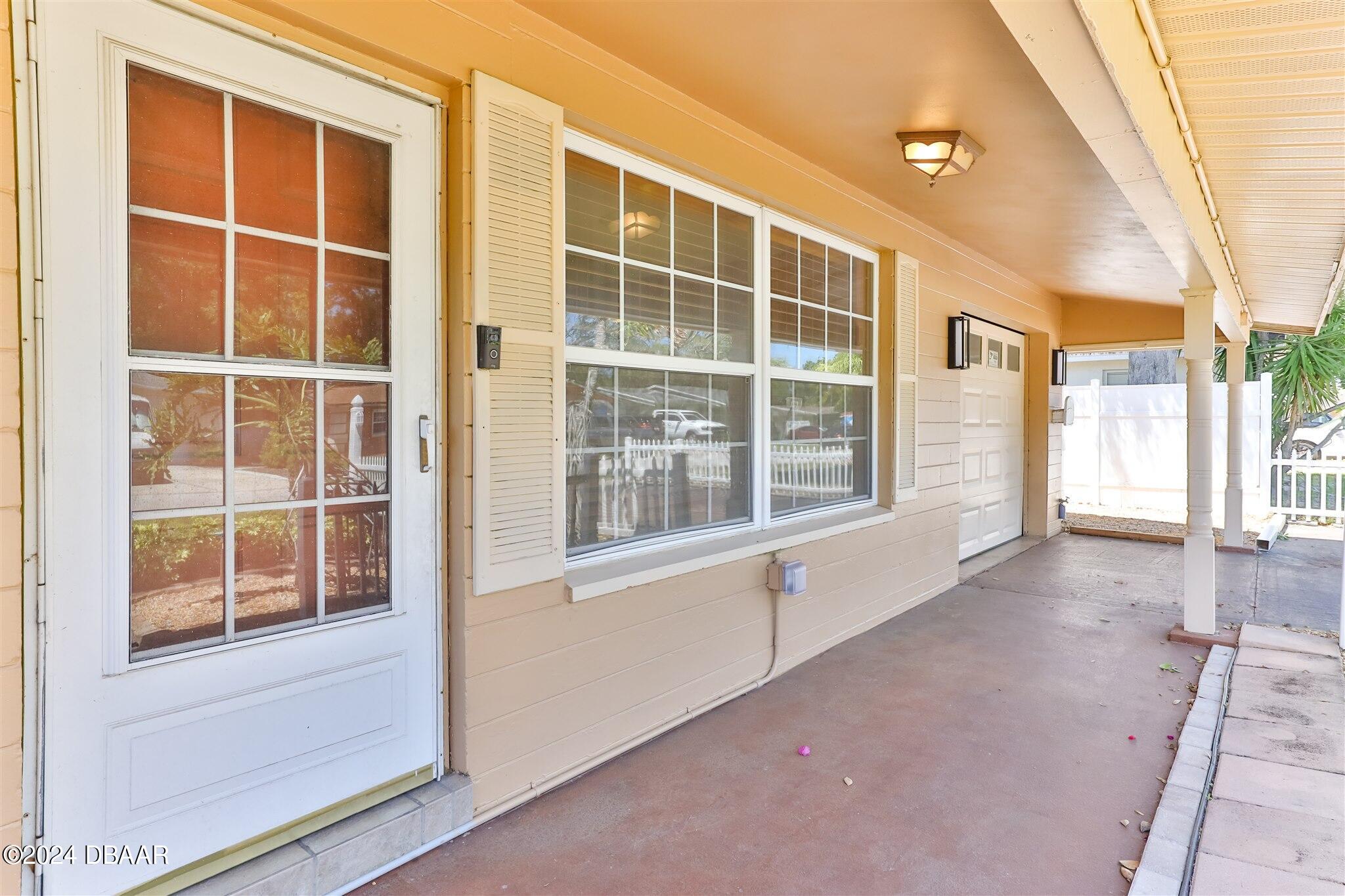 2192 Nottingham Road South Daytona, FL 32119 - Photo 6 of 43 Front Porch