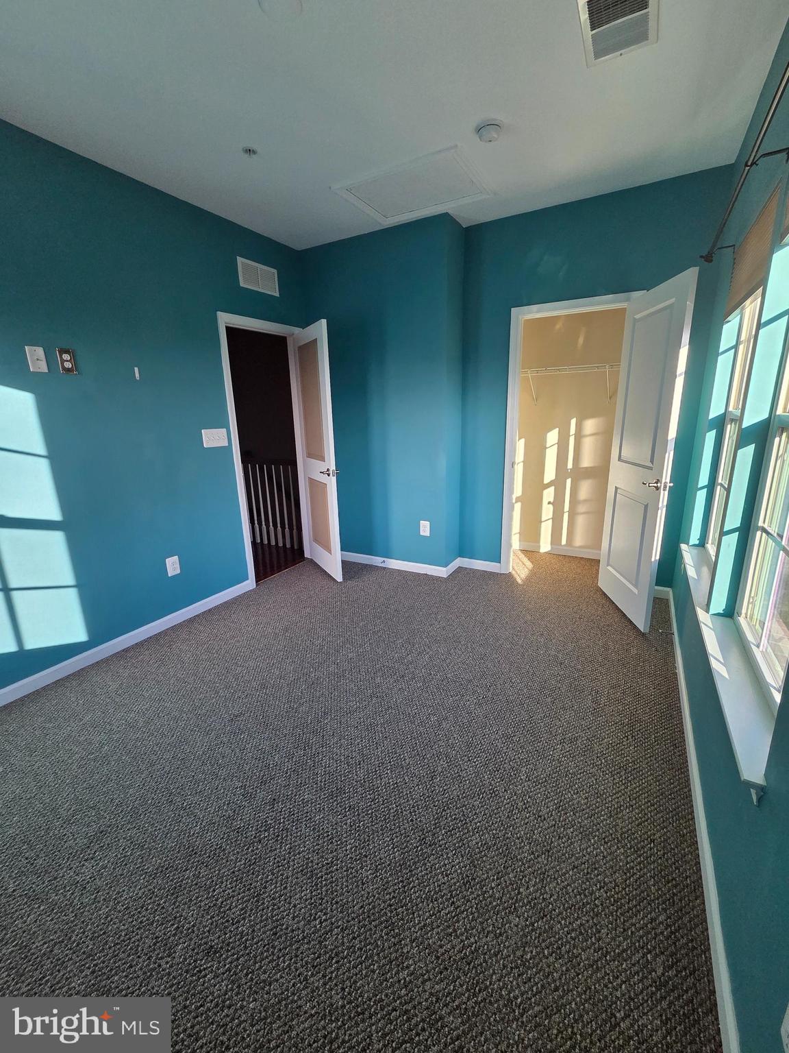 4500 Fait Avenue Baltimore, MD 21224 - Photo 19 of 28 a view of a livingroom with an entryway