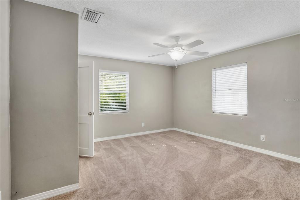 609 West Park Street Lakeland, FL 33803 - Photo 12 of 30 a view of an empty room with a window