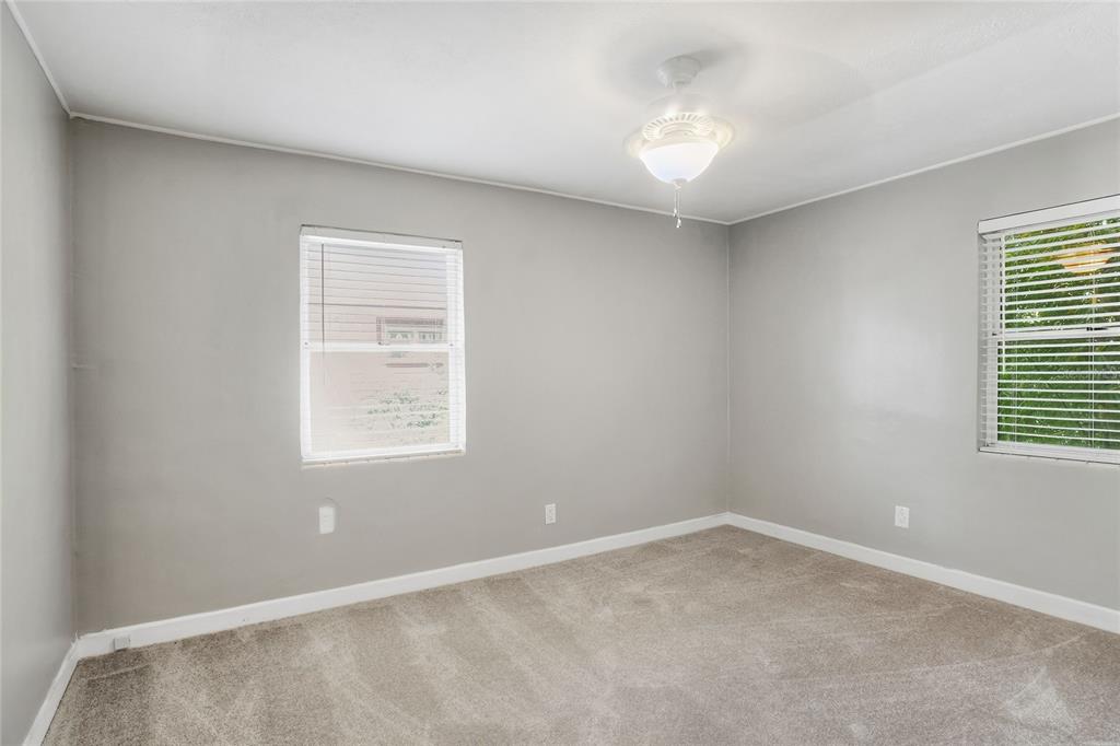 609 West Park Street Lakeland, FL 33803 - Photo 15 of 30 an empty room with a window