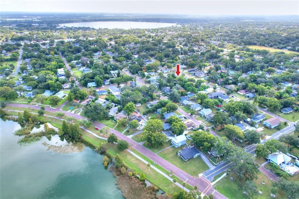 609 West Park Street Lakeland, FL 33803 - Photo 29 of 30 a view of city and mountain