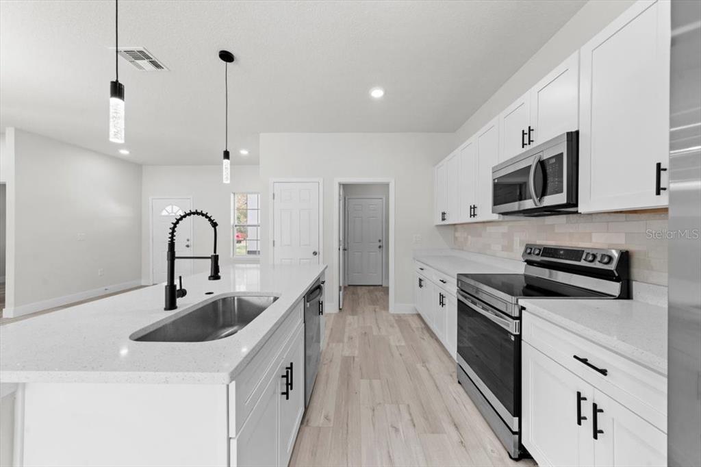 2491 Southwest 170th Loop Ocala, FL 34473 - Photo 6 of 63