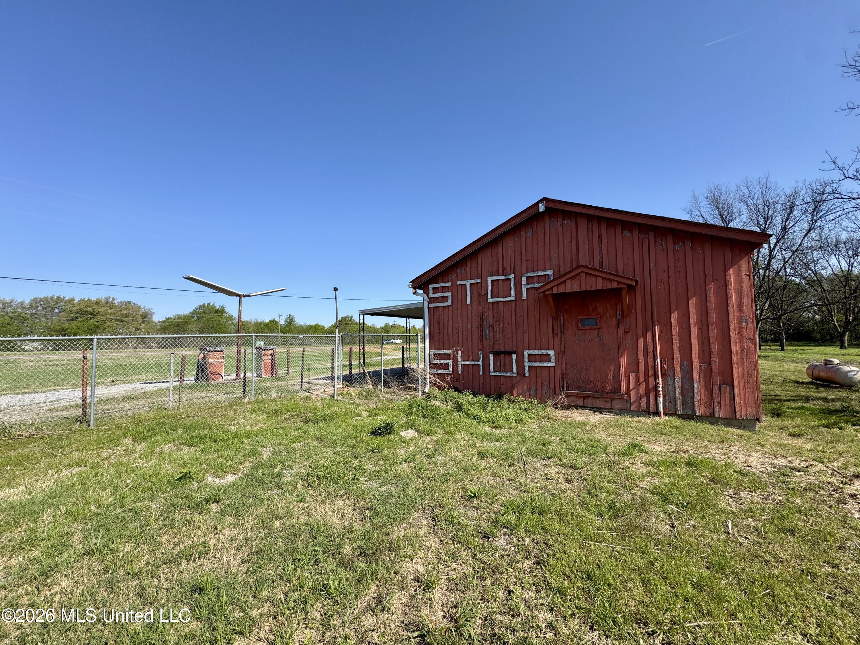 17965 Highway 61 Lyon, MS 38645 - Photo 18 of 25 IMG_2282