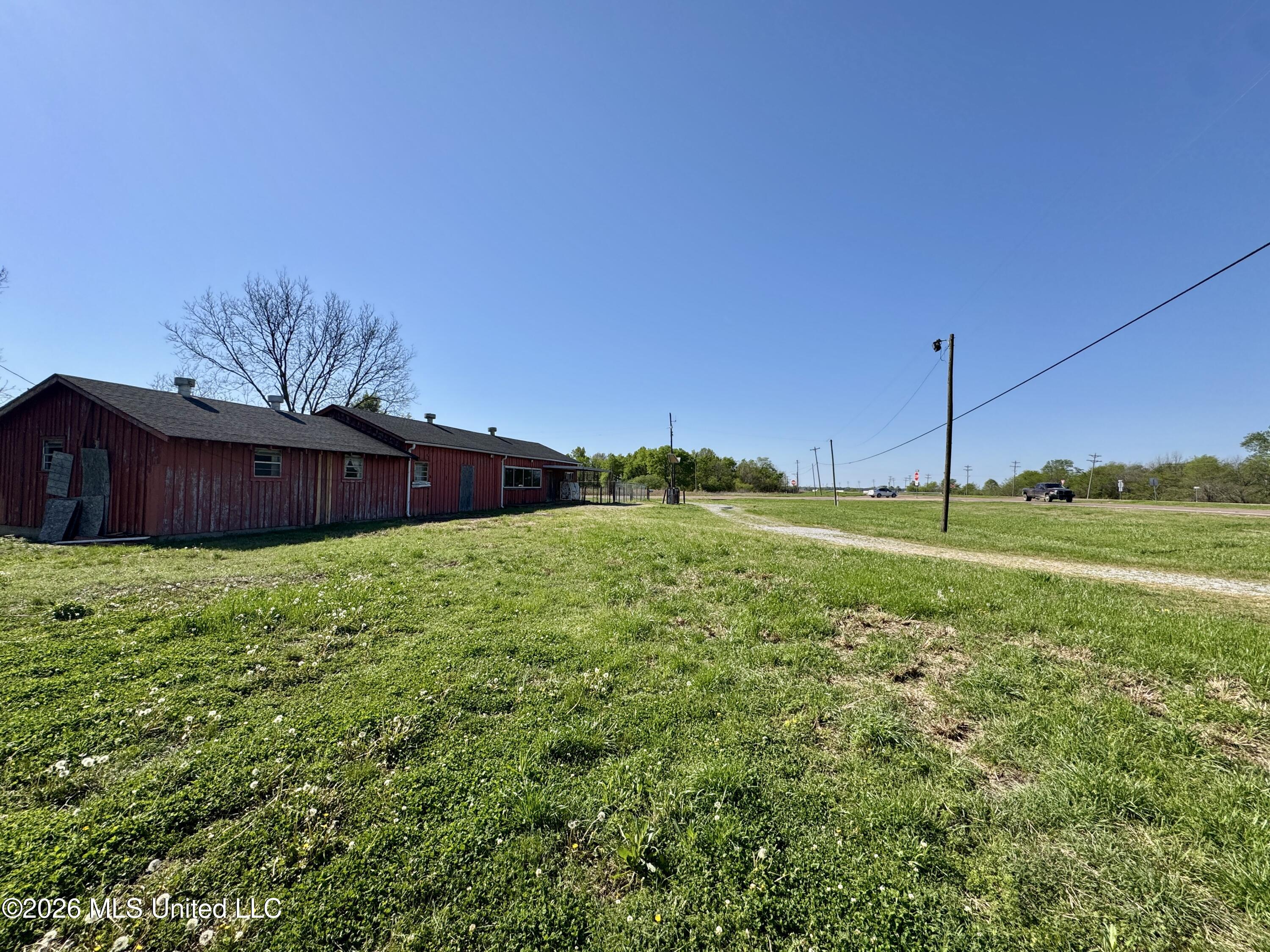 17965 Highway 61 Lyon, MS 38645 - Photo 23 of 25 IMG_2287