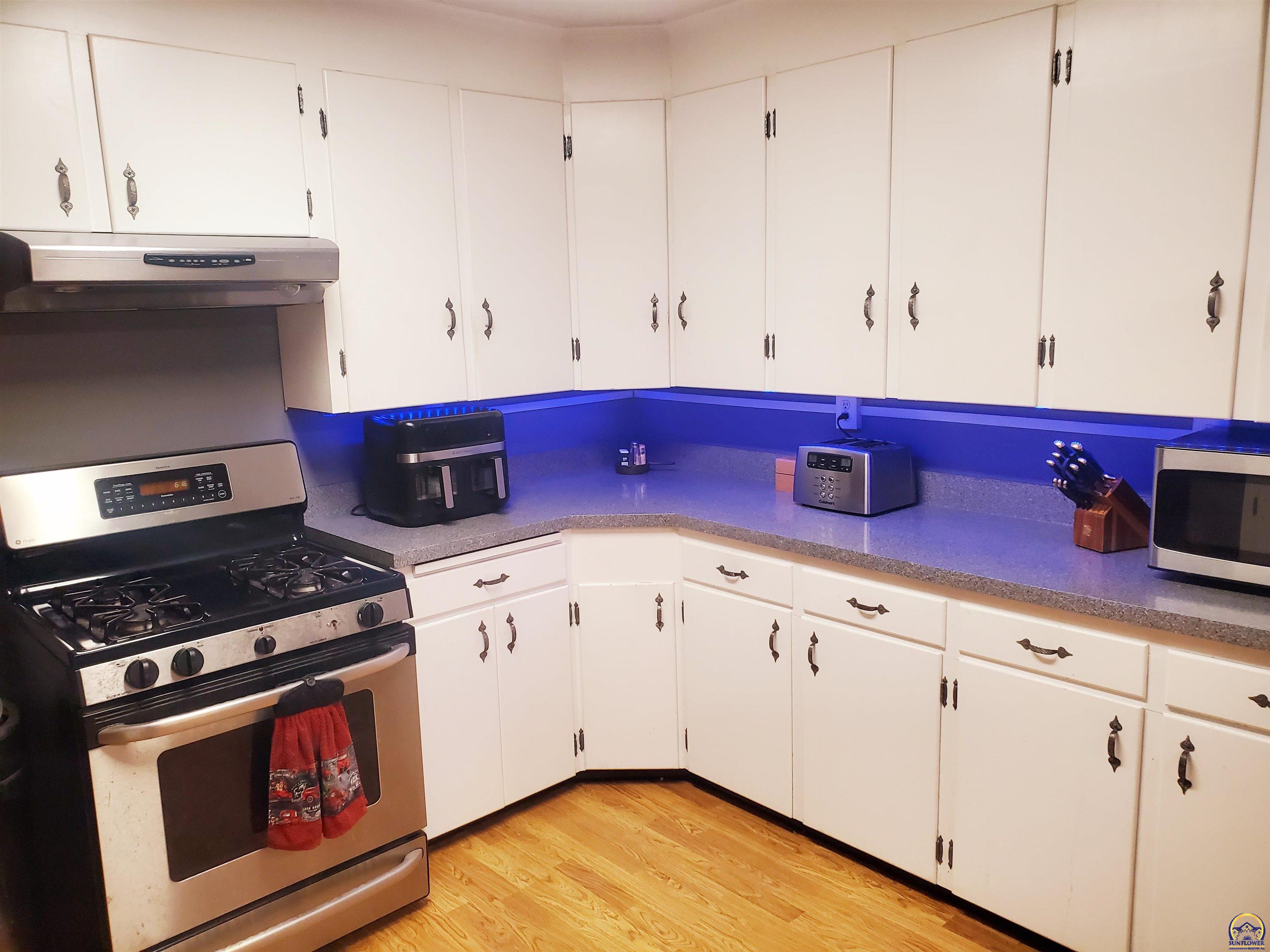 3317 Northwest Rochester Road Topeka, KS 66617 - Photo 13 of 22