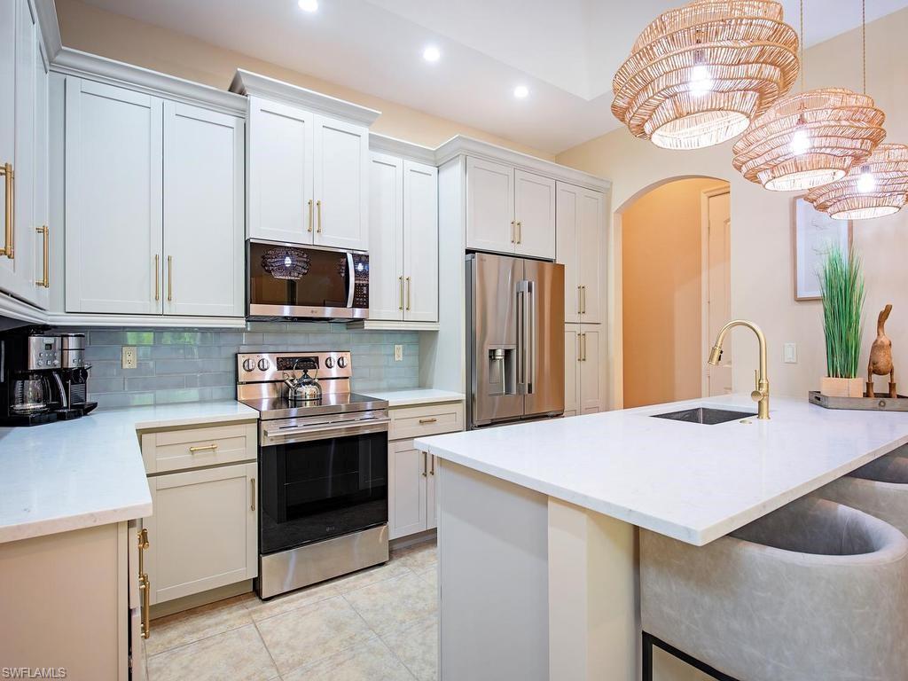 7890 Allende Lane Naples, FL 34113 - Photo 6 of 23