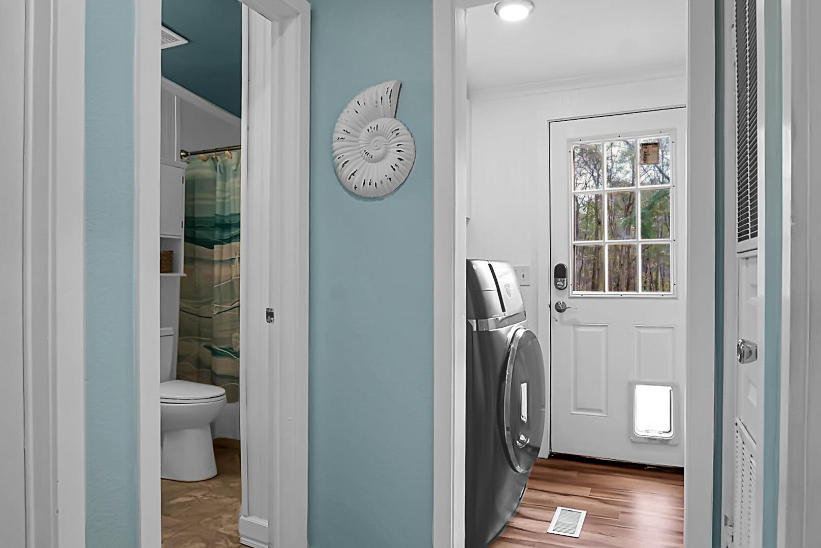 220 Albacore Road Bonneau, SC 29431 - Photo 40 of 53 Laundry room