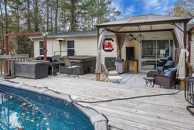 $365,000 | 220 Albacore Road, Bonneau, SC 29431