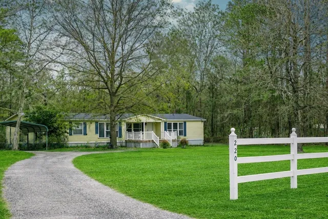 $365,000 | 220 Albacore Road, Bonneau, SC 29431