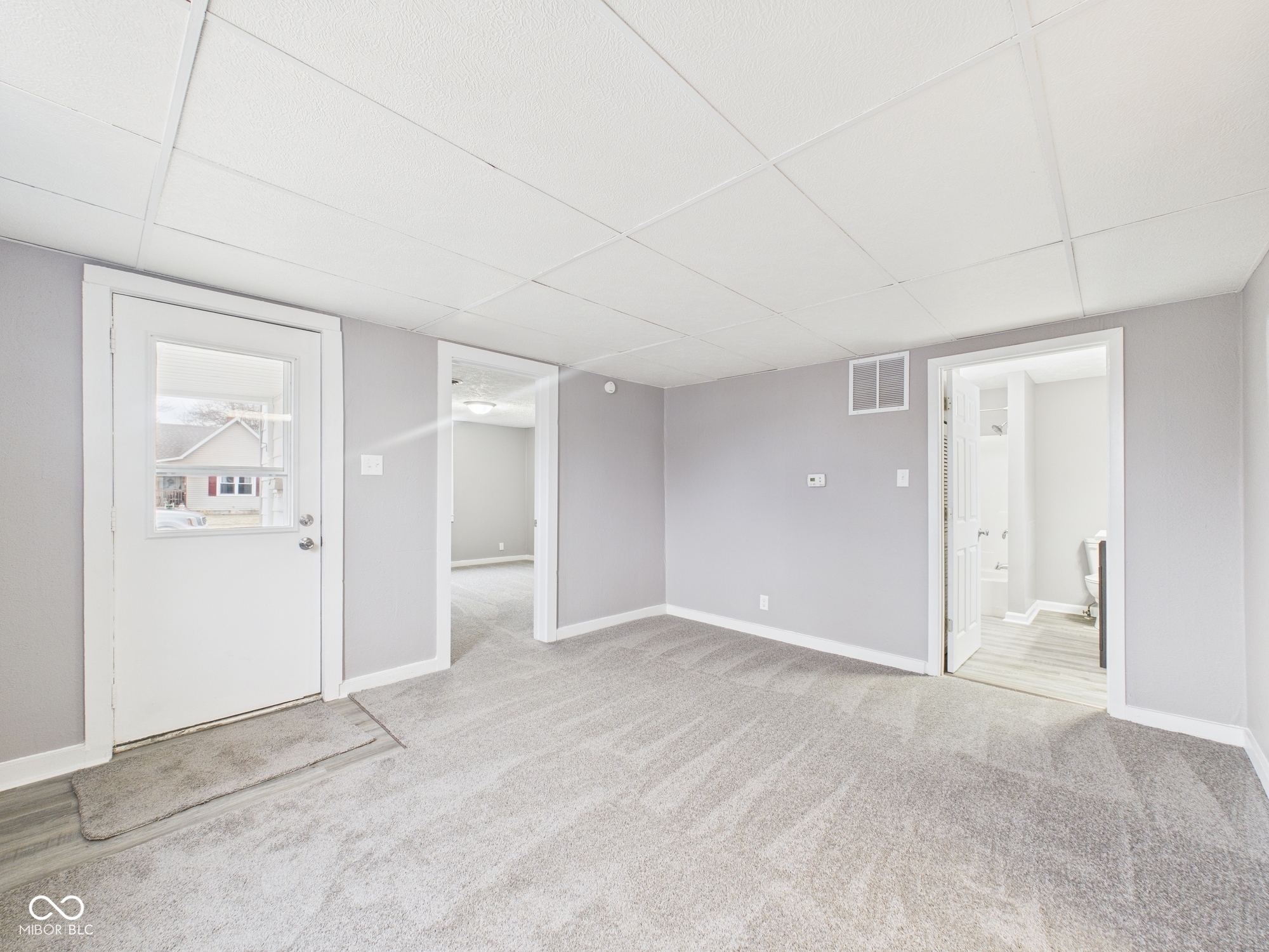 2102 Crystal Street Anderson, IN 46012 - Photo 3 of 22