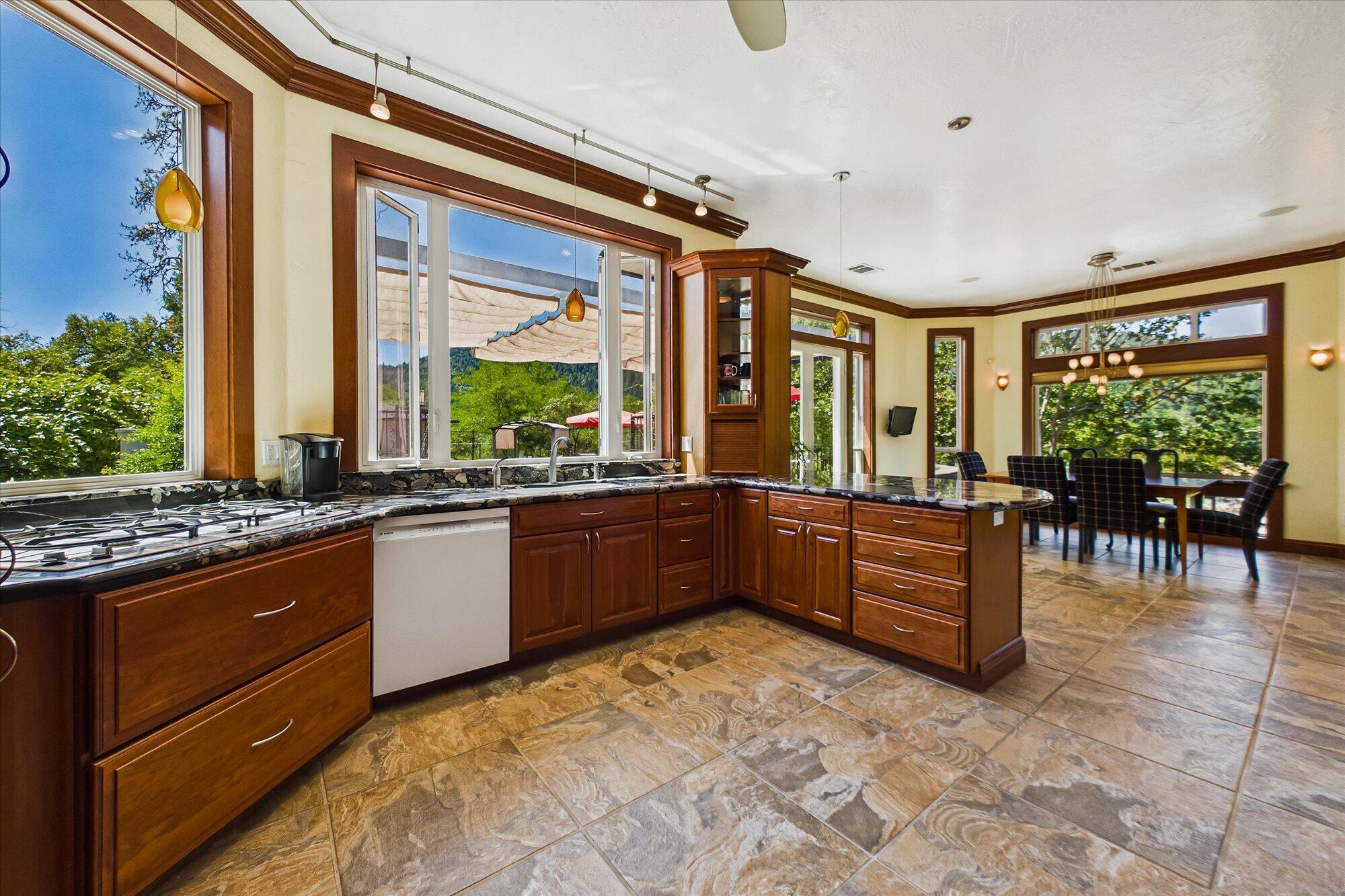 344 Patterson Road Willow Creek, CA 95573 - Photo 39 of 105