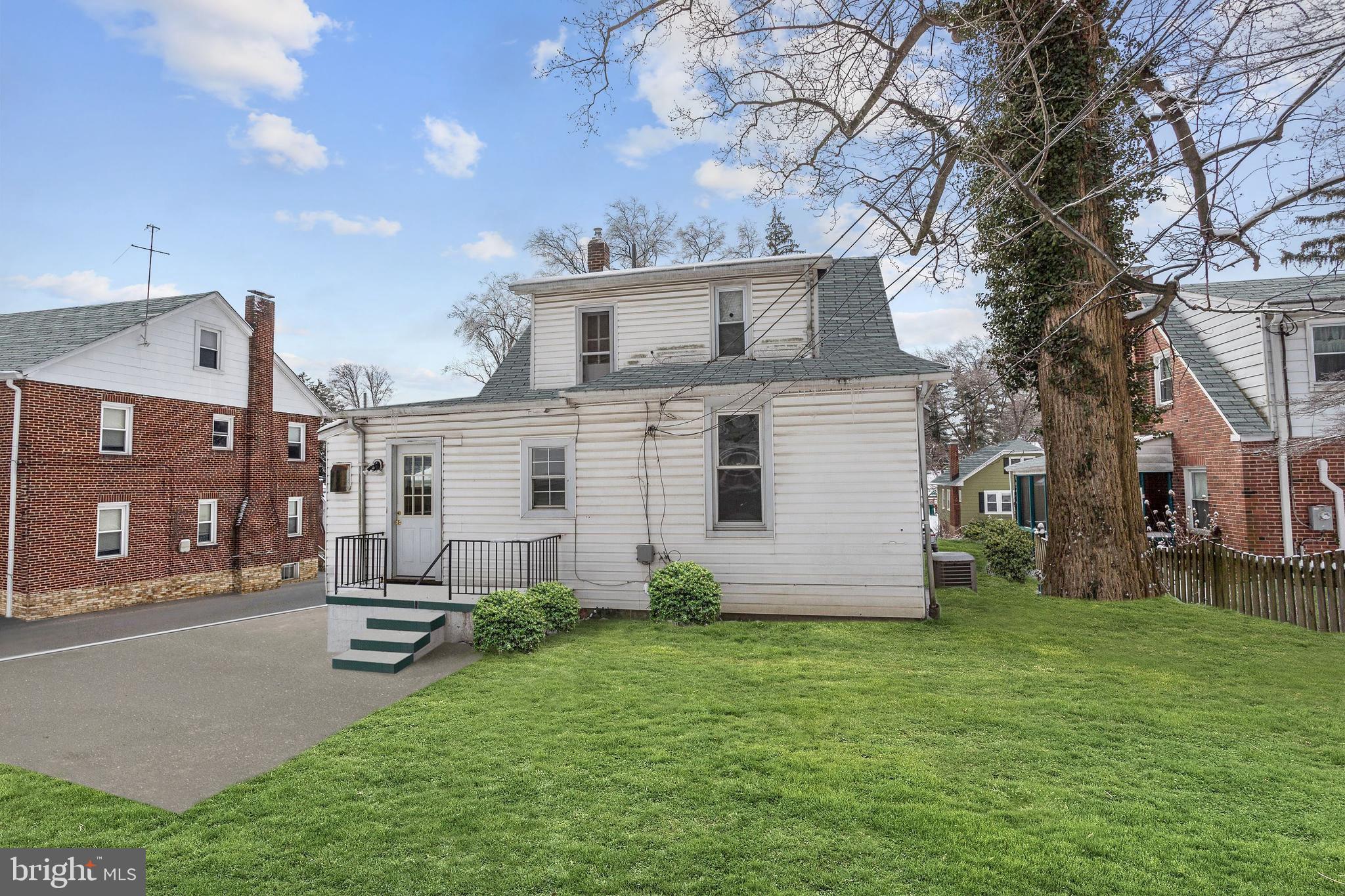649 Coleraine Road Baltimore, MD 21229 - Photo 24 of 29 Exterior