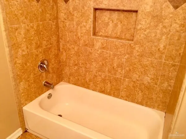 $995 | 1803 South Juniper Street, Pharr, TX 78577