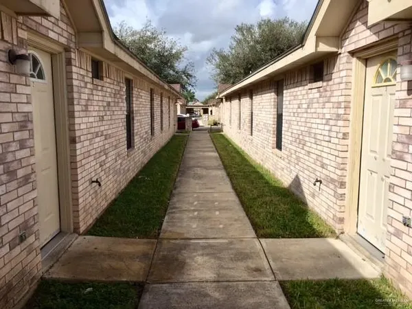 $995 | 1803 South Juniper Street, Pharr, TX 78577