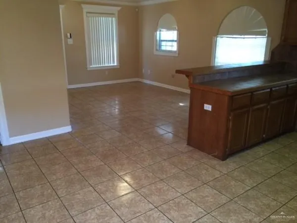 $995 | 1803 South Juniper Street, Pharr, TX 78577