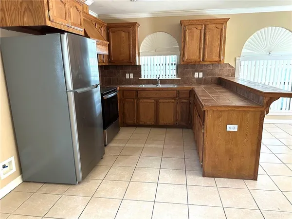 $995 | 1803 South Juniper Street, Pharr, TX 78577