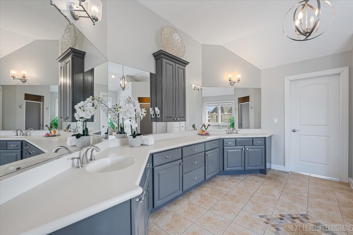 3353 Harvest Ridge Road Geneva, IL 60134 - Photo 22 of 49