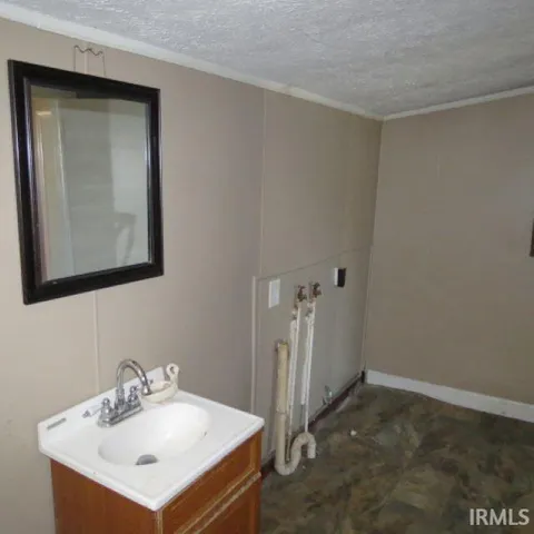 $89,900 | 329 East 2nd Street, Peru, IN 46970