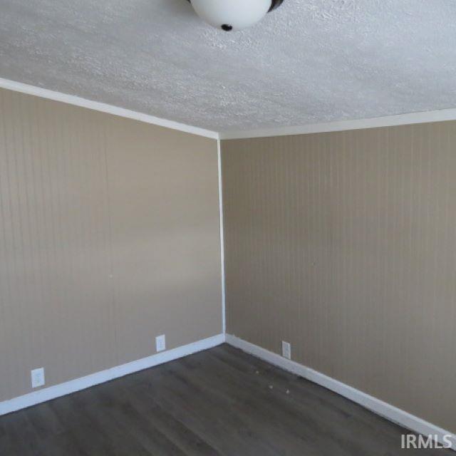 329 East 2nd Street Peru, IN 46970 - Photo 9 of 21