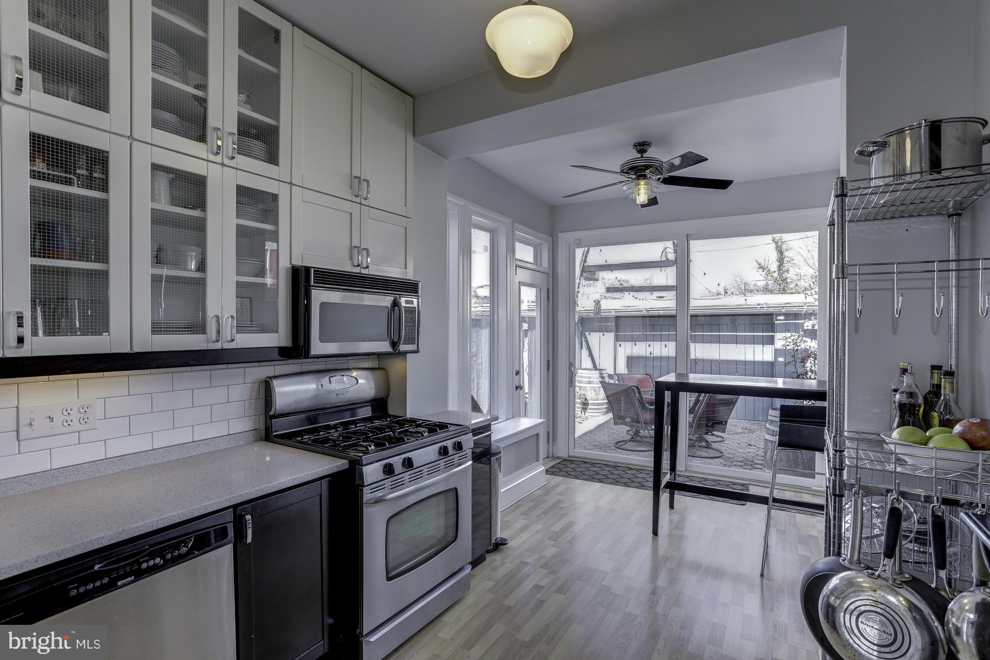912 G Street Southeast Washington, DC 20003 - Photo 9 of 28 Kitchen