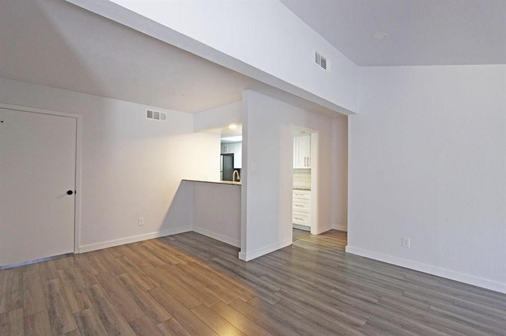 12816 Midway Road, Unit 2049 Dallas, TX 75244 - Photo 9 of 25