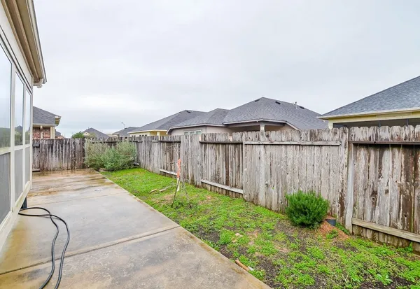 $2,400 | 19634 Travis Cannon Lane, Richmond, TX 77407
