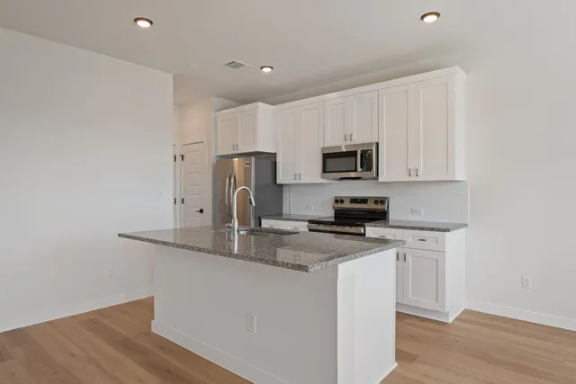 $2,099 | 2600 Gattis School Road, Unit 1202, Round Rock, TX 78664