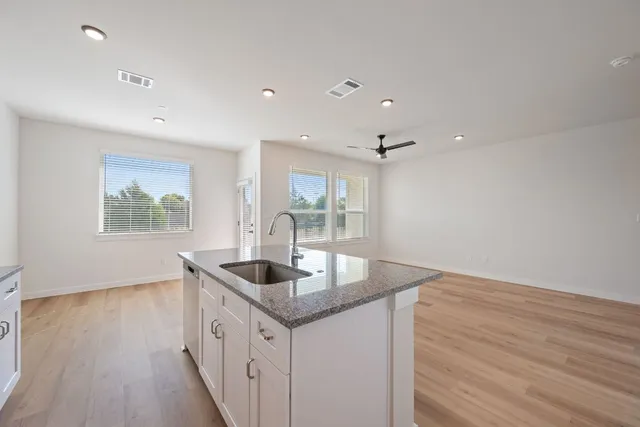 $2,099 | 2600 Gattis School Road, Unit 1202, Round Rock, TX 78664