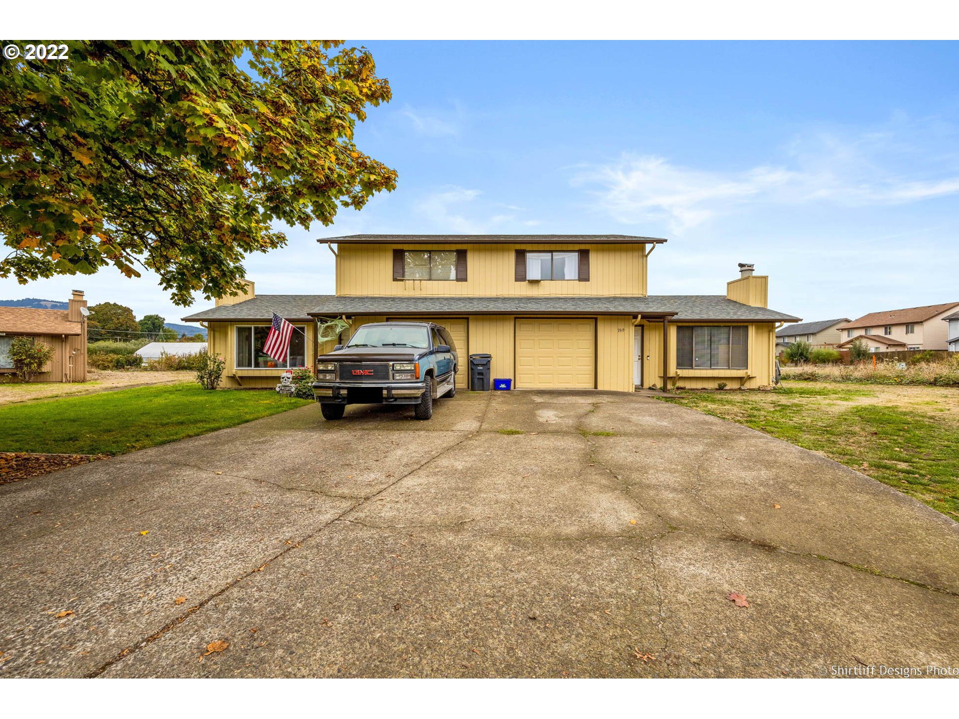 790 North Cloverleaf Loop Springfield, OR 97477 - Photo 1 of 32 Gallery Image 1