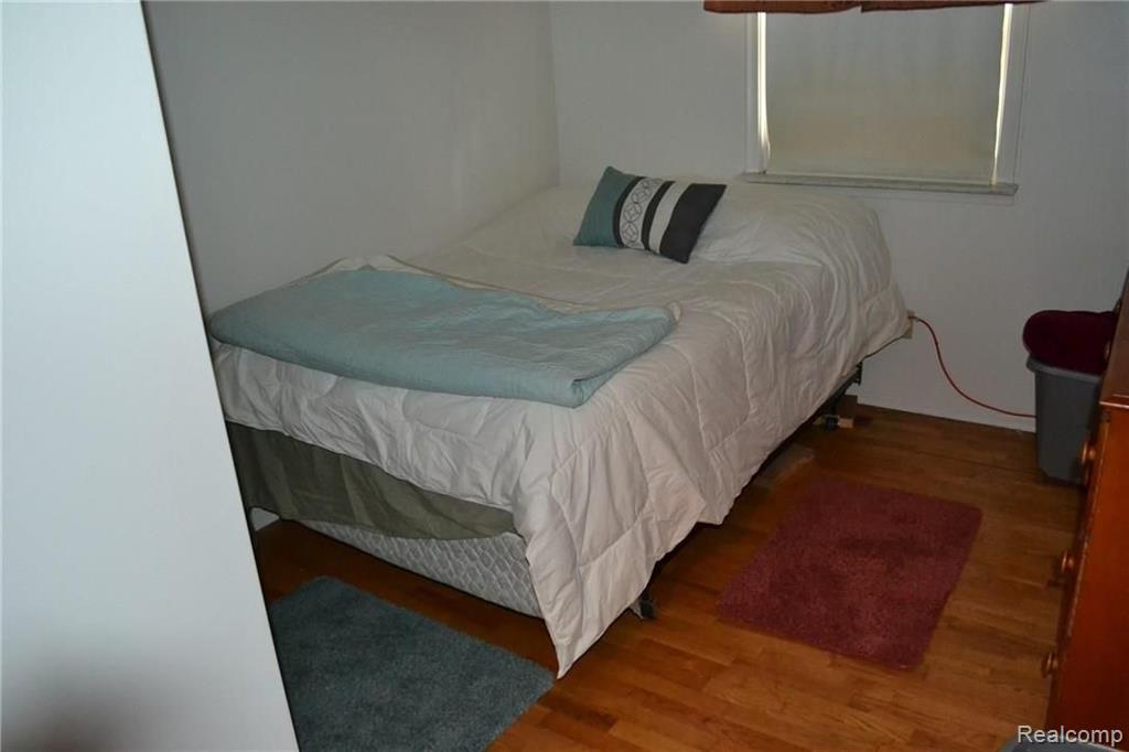 7233 Calkins Road Flint, MI 48532 - Photo 19 of 53