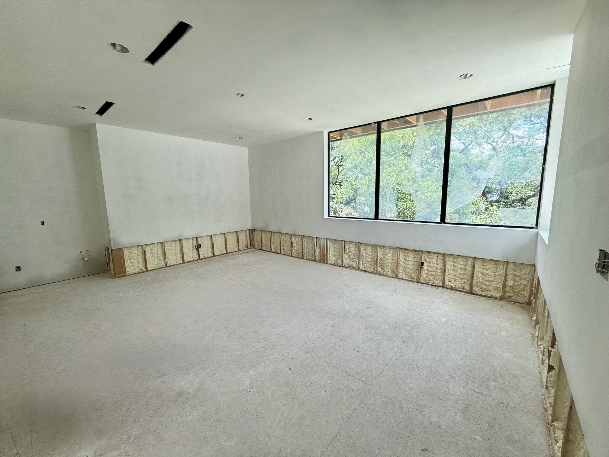 1701 Banks Street Houston, TX 77098 - Photo 15 of 50 a view of an empty room with a window
