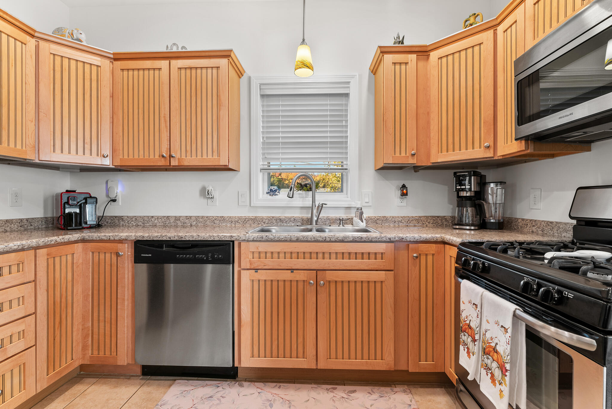 35 Barefoot Cottage Road, Unit 113 Wells, ME 04090 - Photo 8 of 24 113 Barefoot Cottage-25