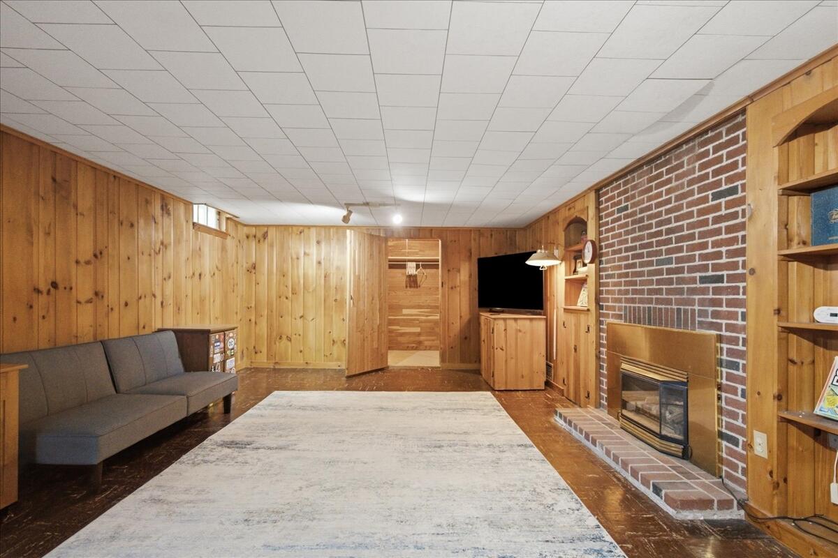 30 Birch Road Auburn, ME 04210 - Photo 52 of 101 051-06_Family Room 01